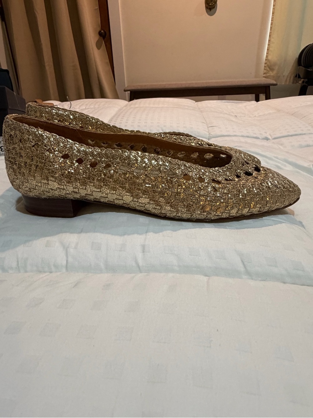 Sezane Anya Ballerinas - Gold - Picture 5 of 7